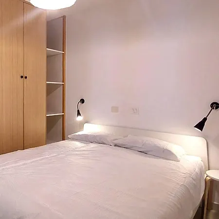 More 2, With Garden, Close To The Beach Apartment Basanija